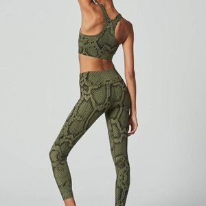 Varley Bedford Legging in Olive Snake XS